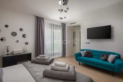 Stan 280 m², Podstrana - novija gradnja s bazenom - 7