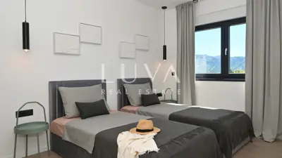 Villa 300 m², Klis - atemberaubender Panoramablick auf Split und die Inseln - 22