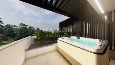 Apartment on the island of Krk, near the town and the beach, 3 floors - 4