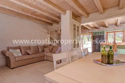 Estate 8,500 m², Hvar Island - peace and privacy - 8