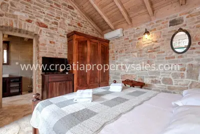 Estate 8,500 m², Hvar Island - peace and privacy - 10