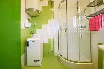 House in Peroj, two floors and a spacious yard - 14