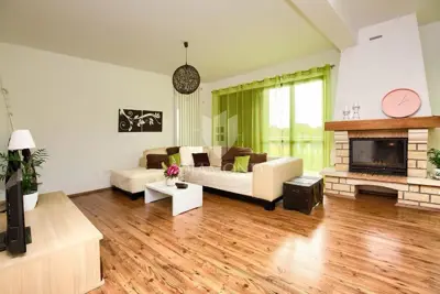 House in Peroj, two floors and a spacious yard - 6