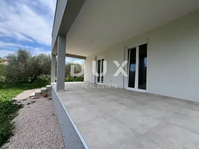 Haus 135 m², Tkon - Meerblick und Terrasse - 20