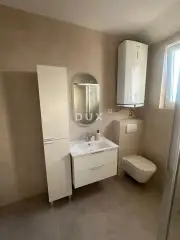 Haus 135 m², Tkon - Meerblick und Terrasse - 9