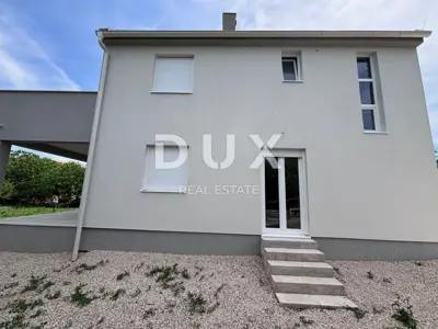 Haus 135 m², Tkon - Meerblick und Terrasse - 15