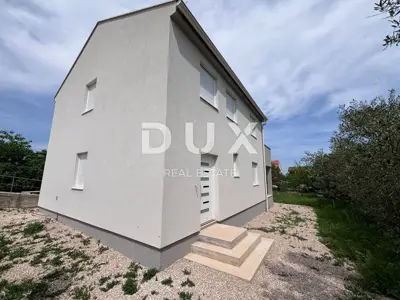 Haus 135 m², Tkon - Meerblick und Terrasse - 14