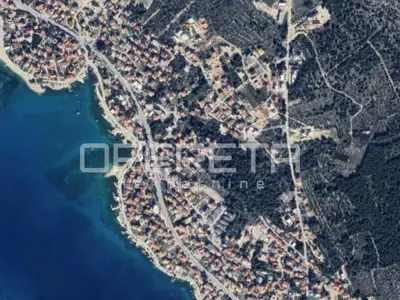 Zemljište 1.600 m², Brodarica - 600 m od mora