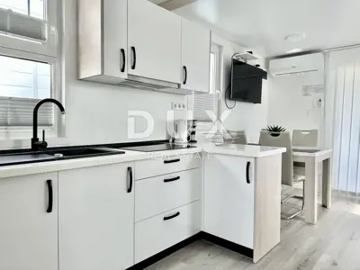 Apartment 84 m², Veruda - floating apartment on the sea - 4