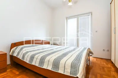 House 340 m², Gajnice, quiet location and privacy - 13