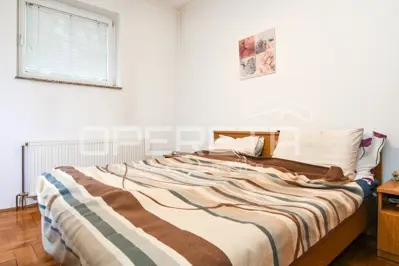 House 340 m², Gajnice, quiet location and privacy - 17