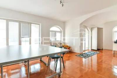 House 340 m², Gajnice, quiet location and privacy - 6