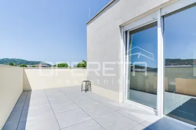 Apartment for rent in Anindol, 134 m² - 20