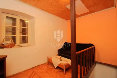 Haus 70 m², Omišalj - alter Stadtkern und Terrasse - 12