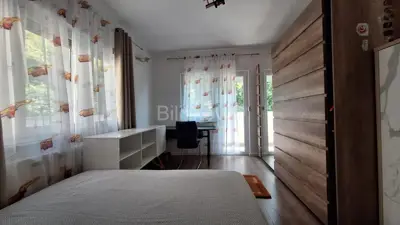 Zagreb, Remete, zweigeschossige 4-Zimmer-Wohnung 180 m², 2 Parkplätze - 14