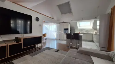 Zagreb, Remete, zweigeschossige 4-Zimmer-Wohnung 180 m², 2 Parkplätze - 2