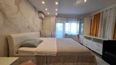 Zagreb, Remete, zweigeschossige 4-Zimmer-Wohnung 180 m², 2 Parkplätze - 13