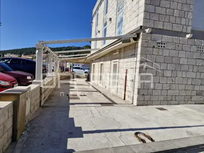 Poslovni prostor 175 m², Korčula - u srcu grada - 9