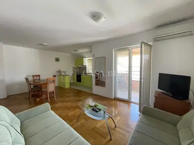 Stan 62 m², Malinska na otoku Krku, 2 spavaće sobe i balkon - 7