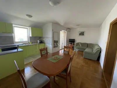 Stan 62 m², Malinska na otoku Krku, 2 spavaće sobe i balkon - 6