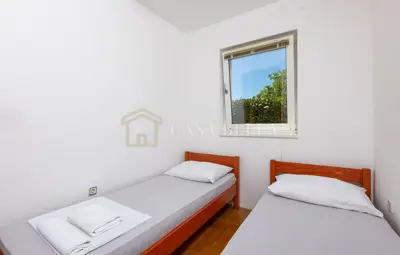 Stan 62 m², Malinska na otoku Krku, 2 spavaće sobe i balkon - 12