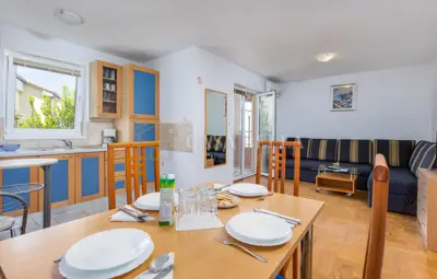 Stan 62 m², Malinska na otoku Krku, 2 spavaće sobe i balkon - 3