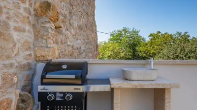 Stone house, Višnjan, authentic Istrian atmosphere - 9