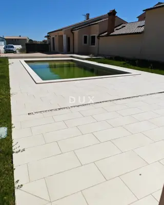 Haus 133 m², Bibići bei Svetvinčenat, Pool und Sommerküche - 19