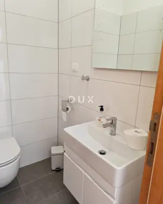 Haus 133 m², Bibići bei Svetvinčenat, Pool und Sommerküche - 14