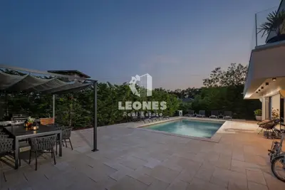 Villa 278 m², Lovrečica near Umag, heated pool - 7
