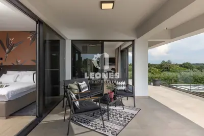 Villa 278 m², Lovrečica near Umag, heated pool - 3