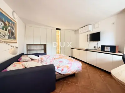 Haus zum Kauf in Dobrinj i okolica, 300 m² - 5