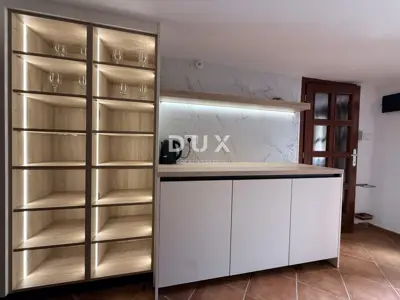 Haus zum Kauf in Dobrinj i okolica, 300 m² - 3