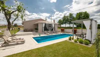 Haus 130 m², Barban - Pool und ruhige Lage - 2