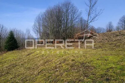Zemljište 4.726 m², Benkovac Fužinski - mirna ulica - 4