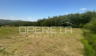 Građevinsko zemljište 1.618 m², Pila - blizu centra Stubičkih Toplica
