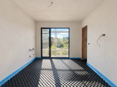 Stan 138,5 m², Umag okolica - 3 spavaće sobe, terasa - 6