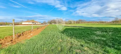 Land, Svetvinčenat, flat plot for a family house