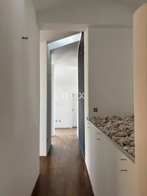 Stan 192 m², Medulin - panoramski pogled na more - 21