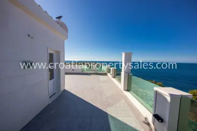 House 380 m², Rogoznica - new construction by the sea - 3