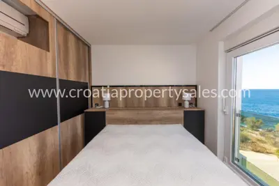 House 380 m², Rogoznica - new construction by the sea - 4