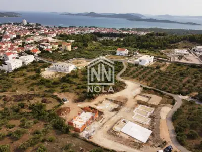 Vodice - freistehendes Haus mit Pool in attraktiver Lage - 13