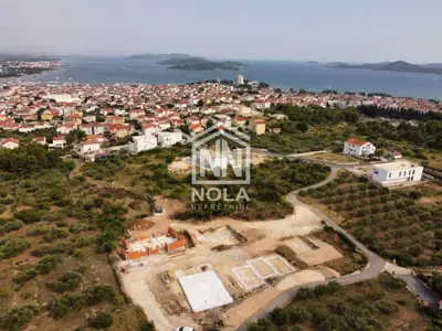 Vodice - freistehendes Haus mit Pool in attraktiver Lage - 12