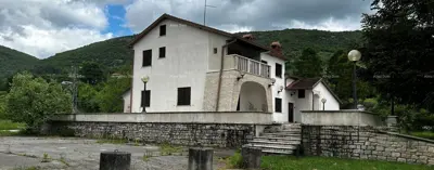 Kuća 400 m², Gradinje u Oprtlju, turistički projekt