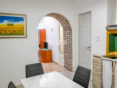 House for sale in Opatija - Centar, 320 m² - 17