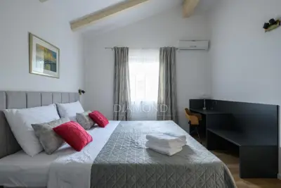 Haus 286 m², Marčana - Pool und Grundstück 1.154 m² - 12