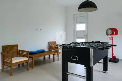 Haus 286 m², Marčana - Pool und Grundstück 1.154 m² - 10