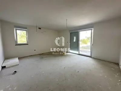 Apartment in Žbandaj, Poreč - ground floor with yard 280 m² - 6
