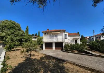 House for sale in Krk, 200 m²