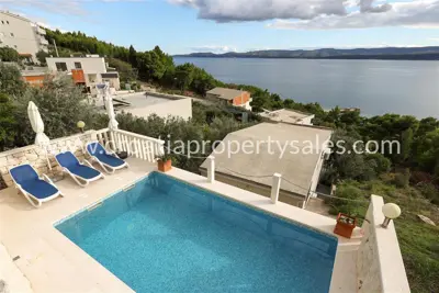 House 179 m², Omiš - quiet location near the sea - 11